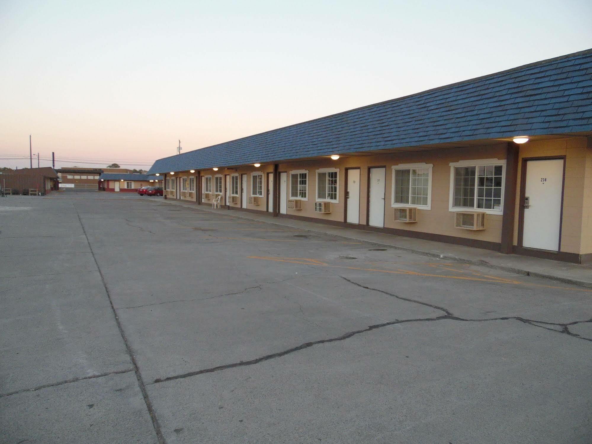 Rodeway Inn Hermiston - Umatilla Exterior photo